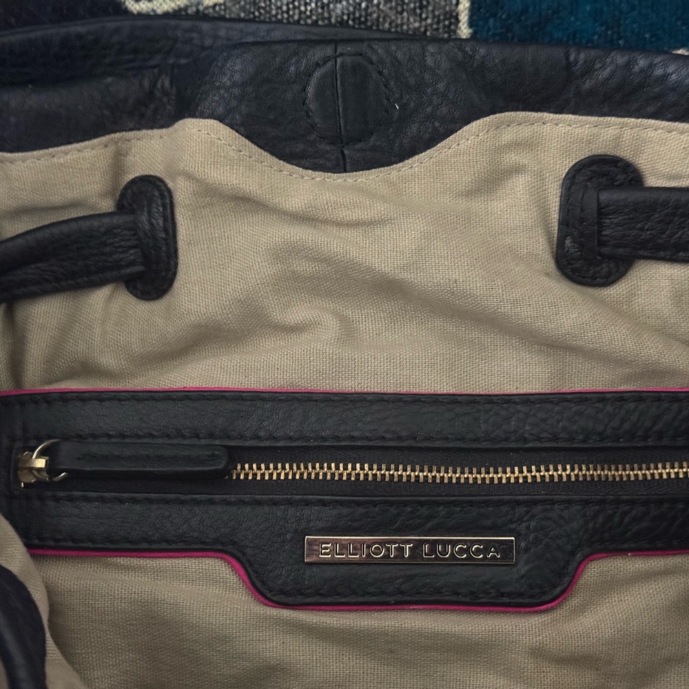 Elliott Lucca Black Leather Bucket Boho Bag - Picture 6 of 6